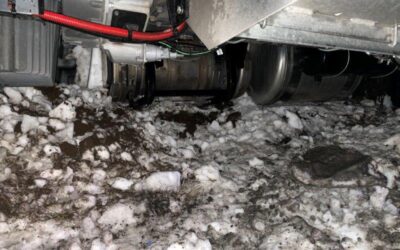 Jackknifed Semi-Truck Needs Accident Recovery